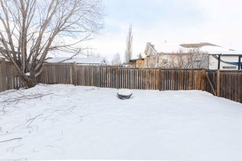 6105 21 Street, Lloydminster, AB - Outdoor