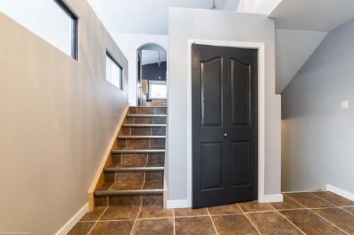 6105 21 Street, Lloydminster, AB - Indoor Photo Showing Other Room