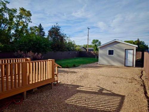 1233 6 Avenue, Wainwright, AB - Outdoor