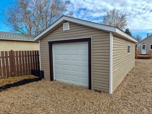 1233 6 Avenue, Wainwright, AB - Outdoor