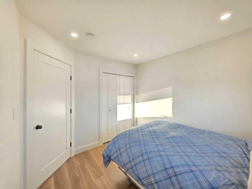 2713 11 Avenue, Wainwright, AB - Indoor Photo Showing Bedroom