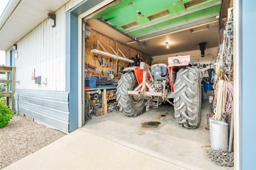 Pt Se 10-50-2 W4, Blackfoot, AB 