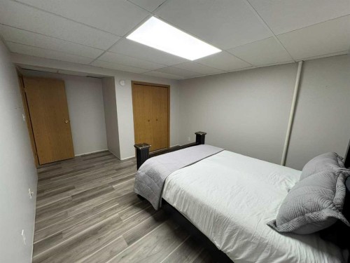 1925 5 Avenue, Wainwright, AB - Indoor