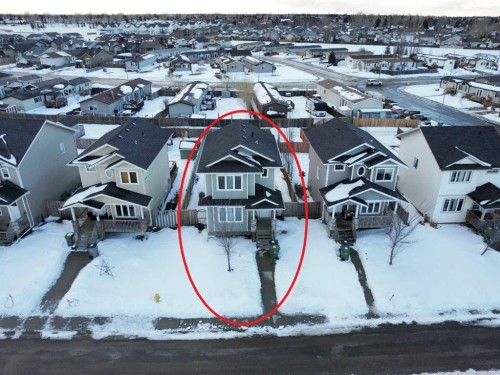 3320 42 Avenue, Lloydminster, SK - Outdoor With Facade