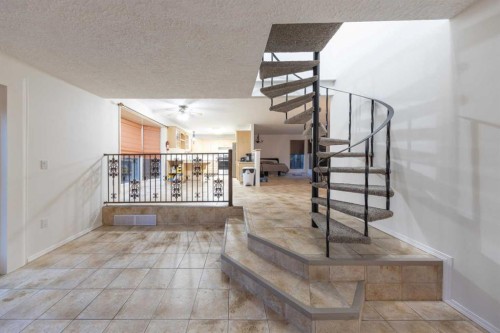 5116 30 Street, Lloydminster, AB - Indoor Photo Showing Other Room