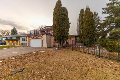 5116 30 Street, Lloydminster, AB - Outdoor