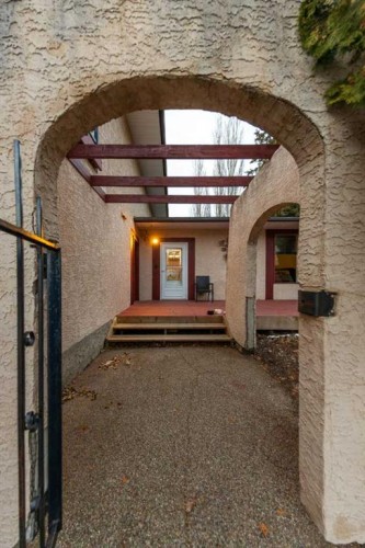 5116 30 Street, Lloydminster, AB - Outdoor