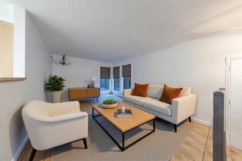 5116 30 Street, Lloydminster, AB - Indoor Photo Showing Living Room