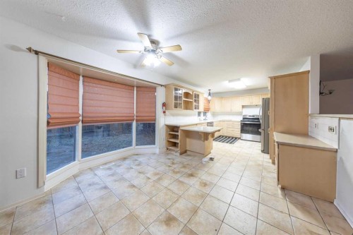 5116 30 Street, Lloydminster, AB - Indoor