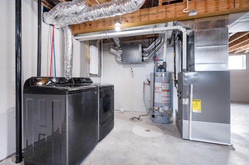 3321 41 Avenue, Lloydminster, SK - Indoor