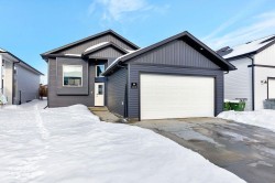 5512 14 Street  Lloydminster, AB T9V 3T5