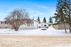5667 43 Street  Lloydminster, AB T9V 1C7