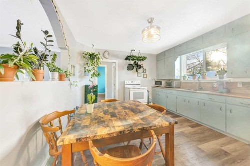 230 2 Avenue, St. Walburg, SK - Indoor