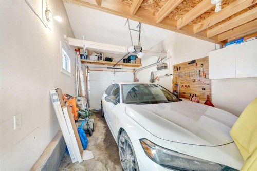 230 2 Avenue, St. Walburg, SK - Indoor Photo Showing Garage