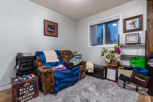 5018 46 Street, Lloydminster, AB - Indoor