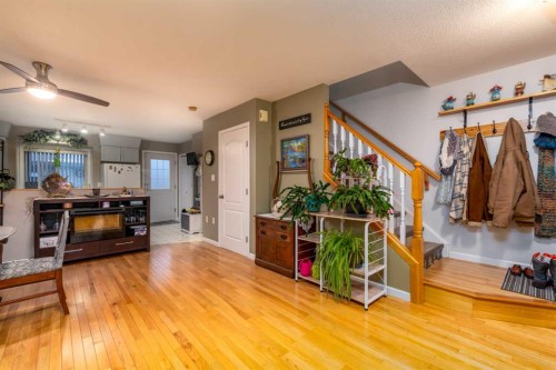 5018 46 Street, Lloydminster, AB - Indoor