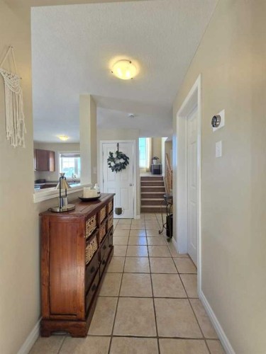 1-2602 11 Avenue, Wainwright, AB - Indoor Photo Showing Other Room