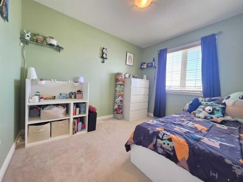 1-2602 11 Avenue, Wainwright, AB - Indoor Photo Showing Bedroom