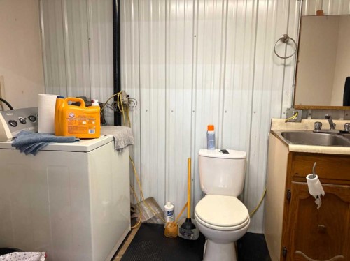 5101 49 Avenue, Dewberry, AB 