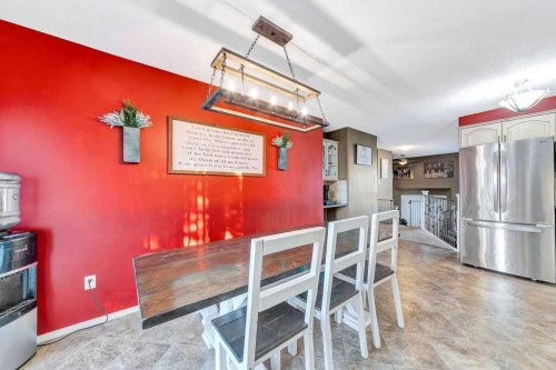 5911 41 Street, Lloydminster, AB - Indoor Photo Showing Kitchen