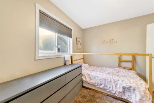 5911 41 Street, Lloydminster, AB - Indoor Photo Showing Bedroom