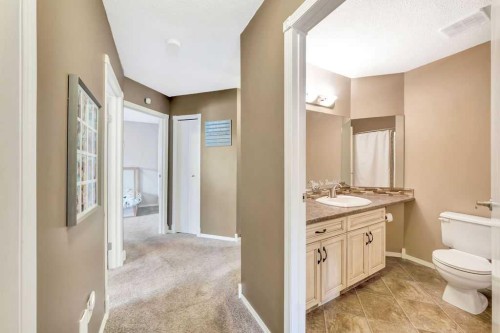5911 41 Street, Lloydminster, AB - Indoor Photo Showing Bathroom