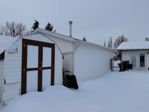 5213 48 Street, Kitscoty, AB - Outdoor With Exterior