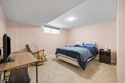 3904 63 Avenue, Lloydminster, AB - Indoor Photo Showing Bedroom