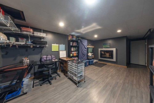 111 4 Avenue West, Maidstone, SK - Indoor