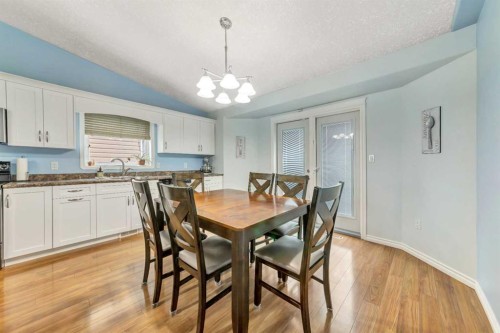 3204 65 Avenue, Lloydminster, AB - Indoor Photo Showing Dining Room