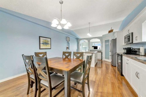 3204 65 Avenue, Lloydminster, AB - Indoor Photo Showing Dining Room