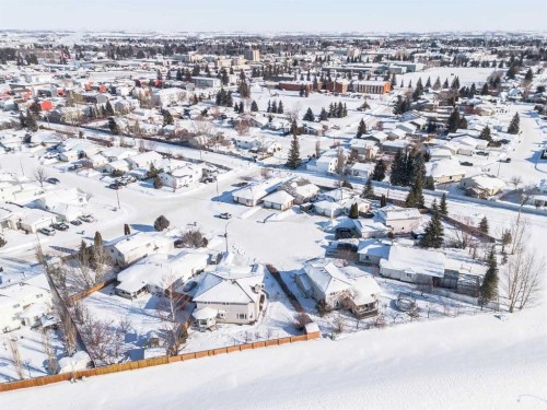 3906 59 Avenue Close, Lloydminster, AB - Outdoor With View