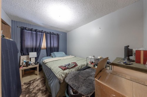 2305 47 Avenue, Lloydminster, SK - Indoor Photo Showing Bedroom