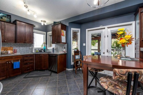 3812 58 Avenue, Lloydminster, AB - Indoor Photo Showing Dining Room