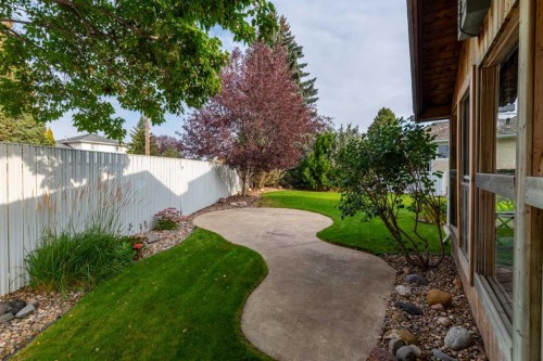 3812 58 Avenue, Lloydminster, AB - Outdoor