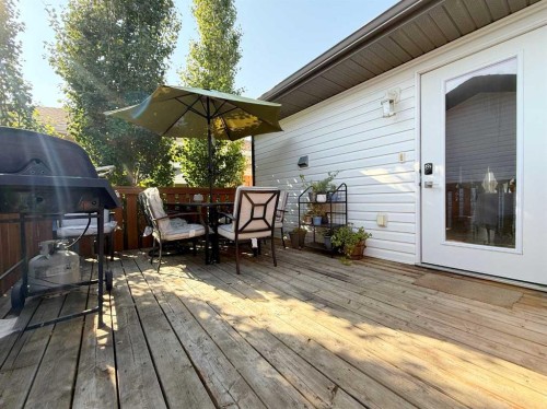 2905 10 Avenue, Wainwright, AB - Outdoor With Deck Patio Veranda With Exterior