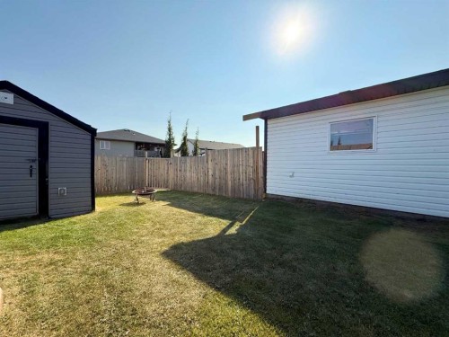 2905 10 Avenue, Wainwright, AB - Outdoor