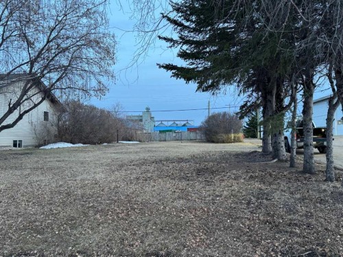 4925 51 Avenue, Kitscoty, AB 