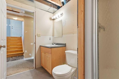 110 Pleasant Drive, Paradise Valley, AB - Indoor Photo Showing Bathroom