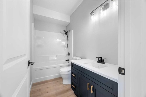 1812 63 Avenue, Lloydminster, AB - Indoor Photo Showing Bathroom