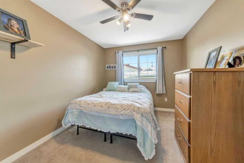 5708 29 Street, Lloydminster, AB - Indoor Photo Showing Bedroom