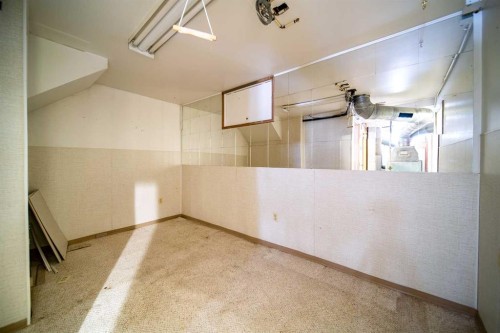 706 7 Avenue, Wainwright, AB 