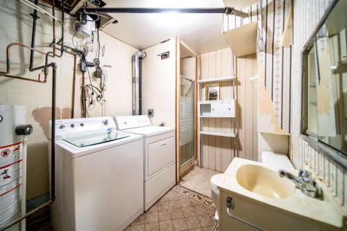 706 7 Avenue, Wainwright, AB 