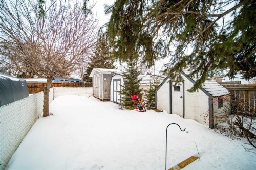 706 7 Avenue, Wainwright, AB 