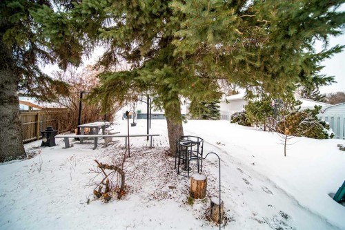 706 7 Avenue, Wainwright, AB 