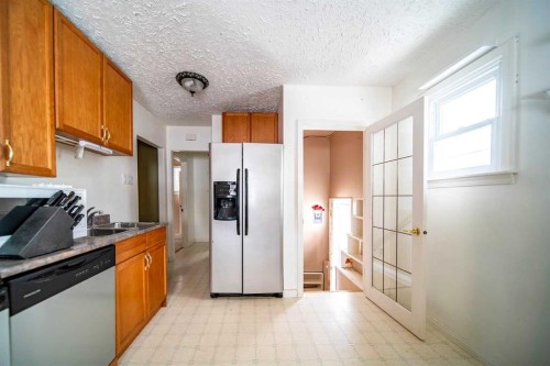 706 7 Avenue, Wainwright, AB 