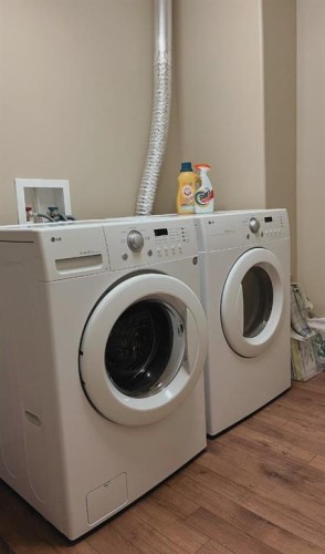 401-2609 11 Avenue, Wainwright, AB - Indoor Photo Showing Laundry Room