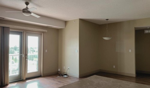 401-2609 11 Avenue, Wainwright, AB - Indoor Photo Showing Other Room