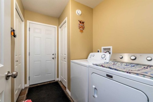 28 Robert Drive, Rural, SK - Indoor Photo Showing Laundry Room