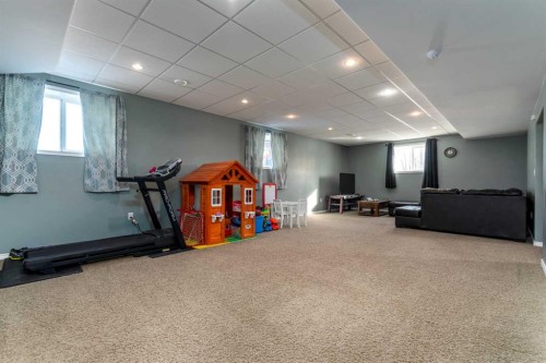 28 Robert Drive, Rural, SK - Indoor